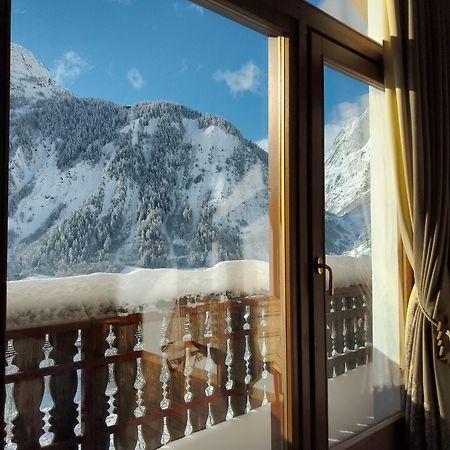 Hotel Astoria Courmayeur Extérieur photo