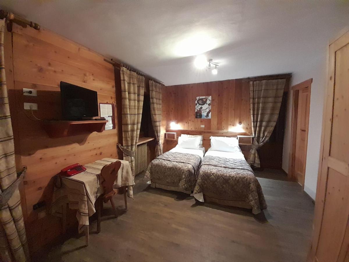 Hotel Astoria Courmayeur Extérieur photo
