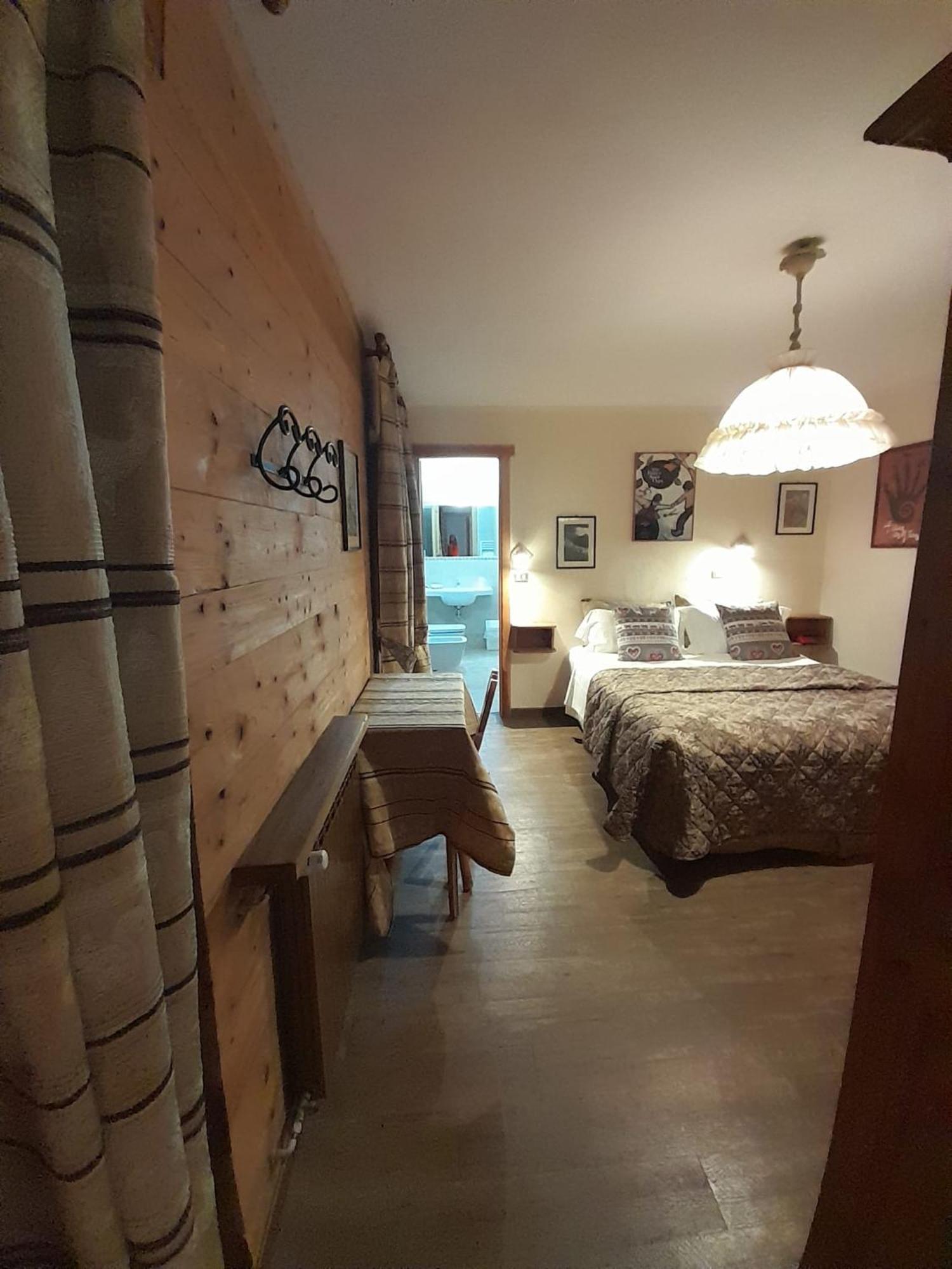 Hotel Astoria Courmayeur Extérieur photo