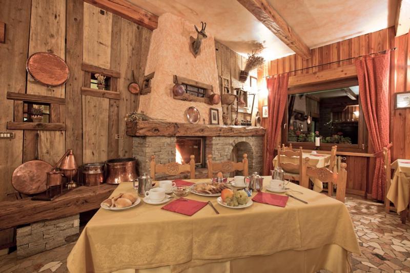 Hotel Astoria Courmayeur Extérieur photo